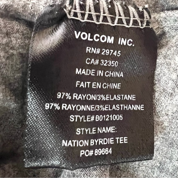 Volcom Nation Gray & Black Flutter Sleeve Skate T-shirt Women’s Size Medium - Picture 10 of 10